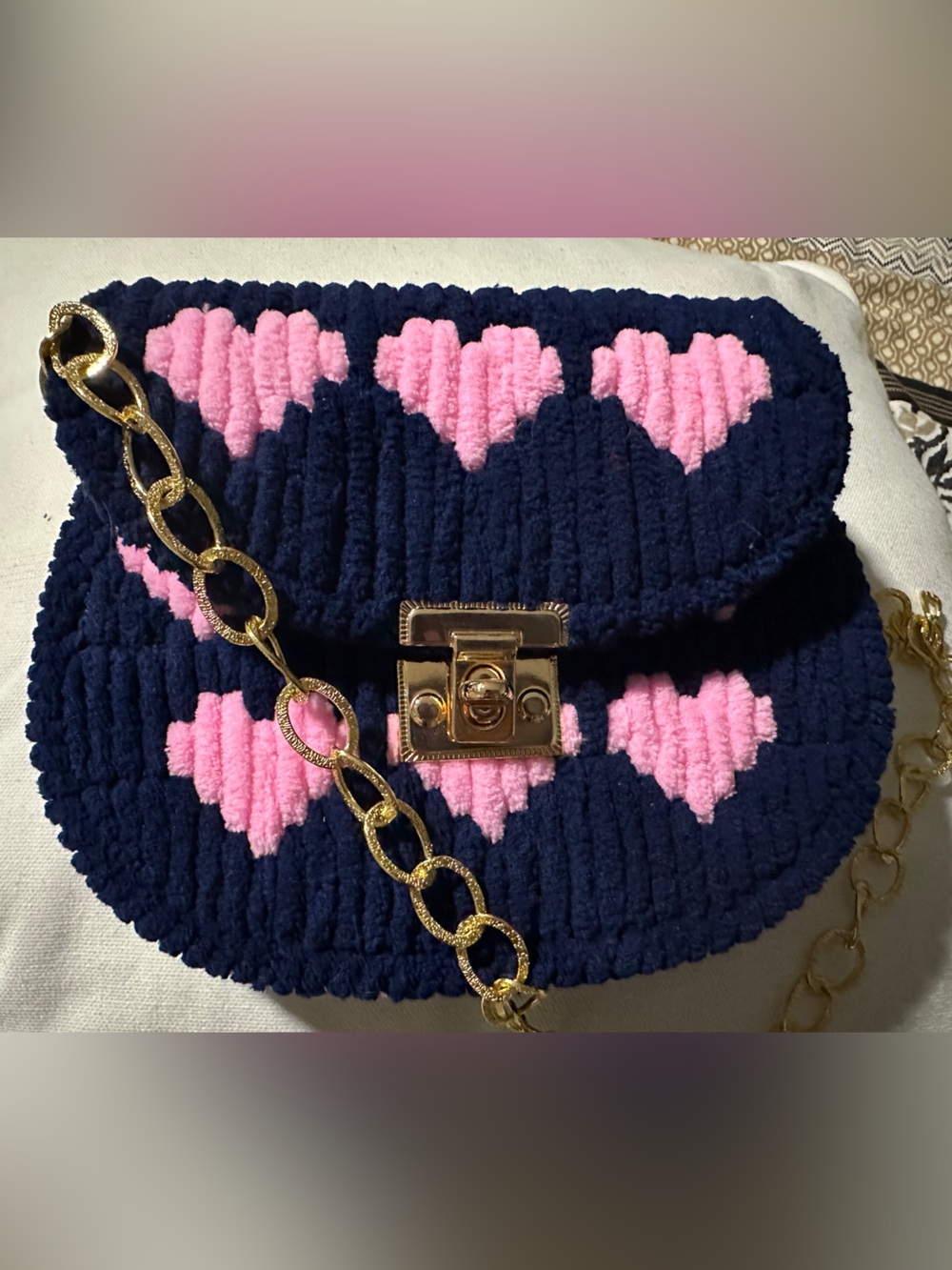 Navy Knit Heart Crossbody handmade Bag with Gold Chain - Picture 1 of 5
